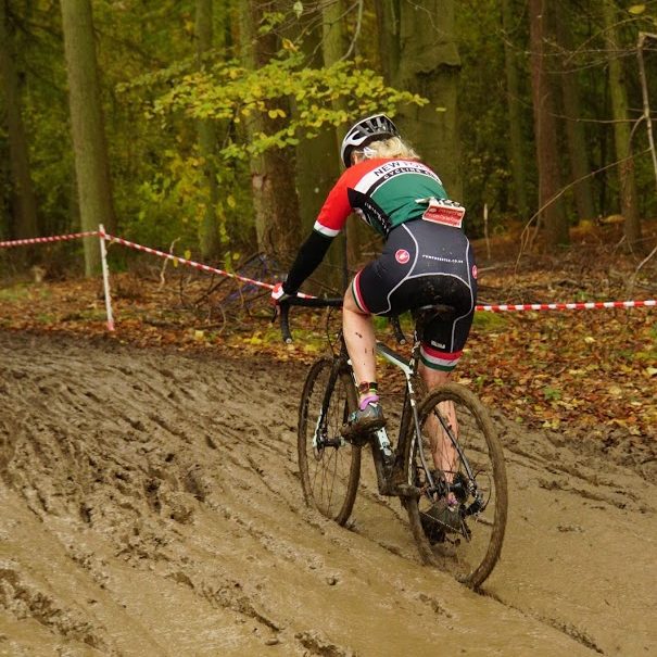 NFCC Cyclocross bike carry mud